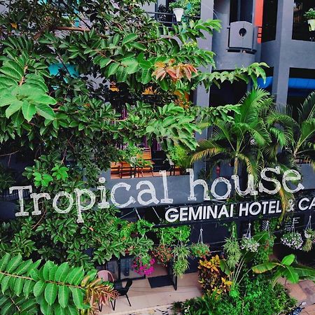 Geminai Hotel & Cafe Dong Hoi Exteriér fotografie